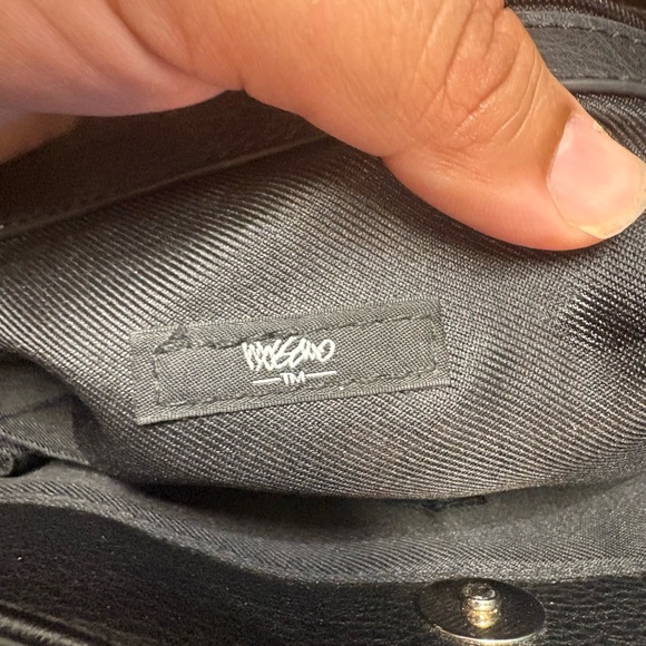 Mossimo Elegant Black and Cream Handbag - Picture 6 of 9